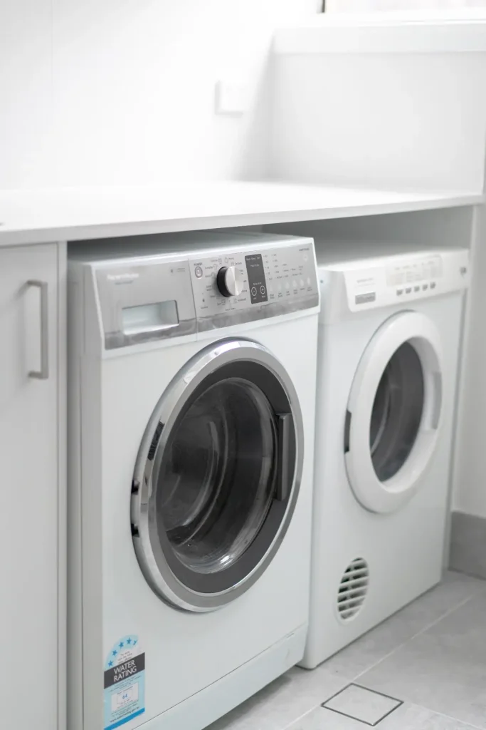 Modern laundry renovation